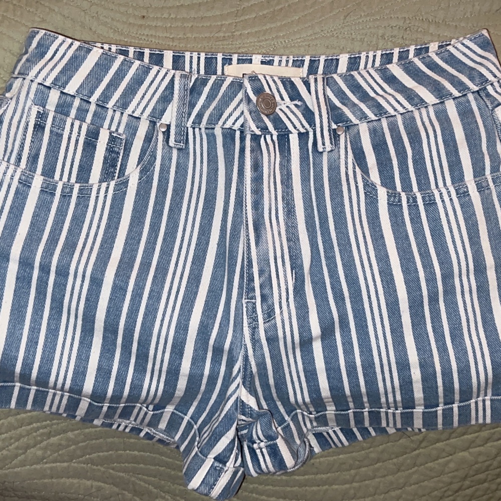 PacSun Mom Short